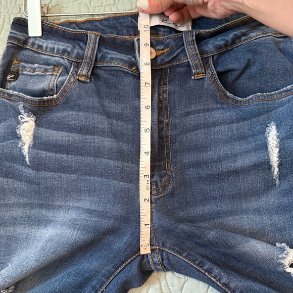 KanCan Leopard Patch Distressed Denim Straight Leg Jeans Size 9/28 High Rise - Picture 7 of 12